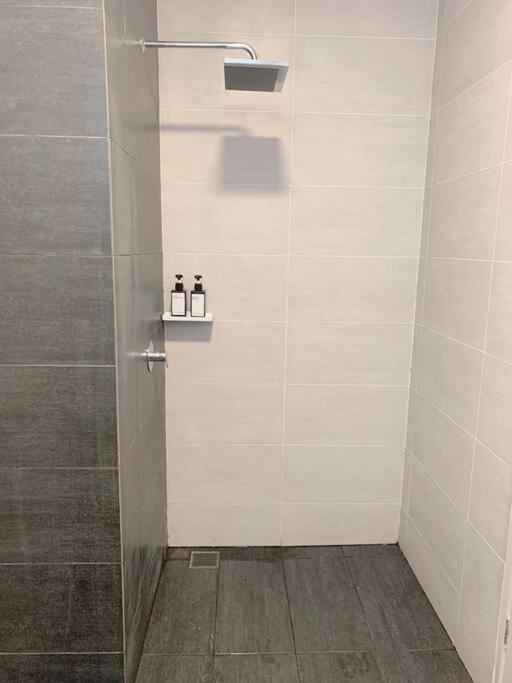 Netflix 2 Bedroom Troika Kota Bharu Homestay 1812 Exteriör bild