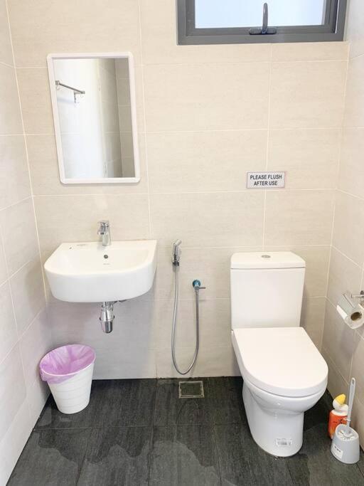 Netflix 2 Bedroom Troika Kota Bharu Homestay 1812 Exteriör bild